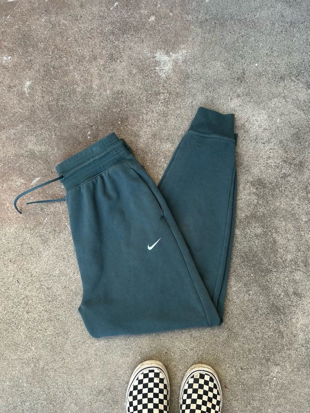Nike jogger sweatpants